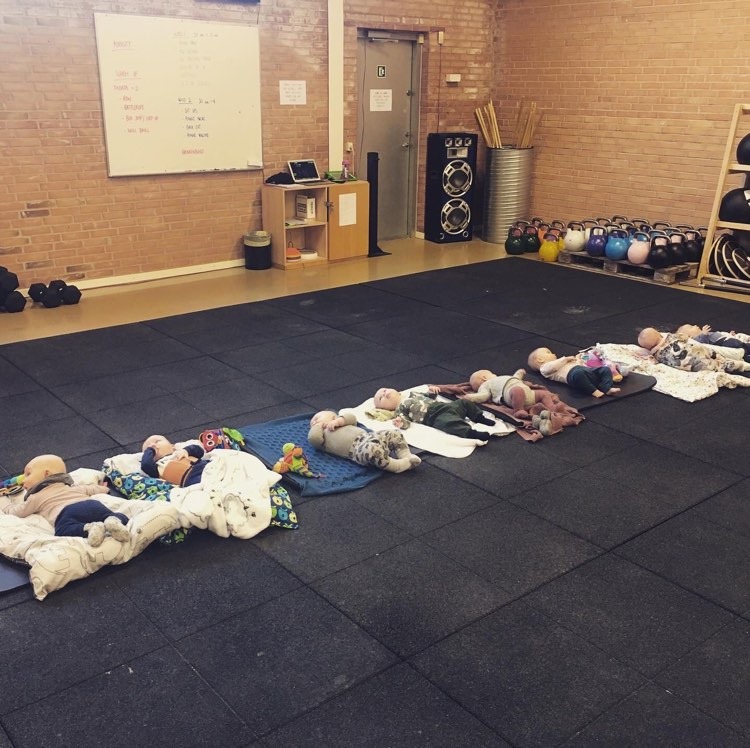BootCamp efterfødsel hos CrossBox i Hadsten